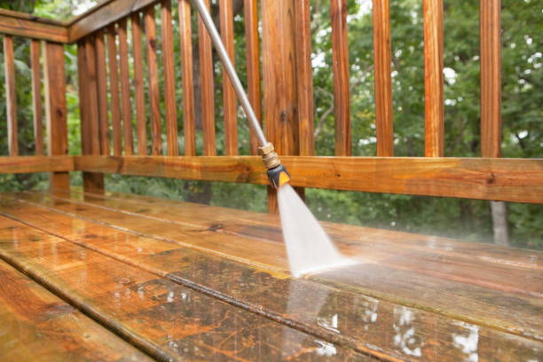 Why Choose Our Certified Pressure Washing Experts for Your Project Needs in Toccoa, GA?